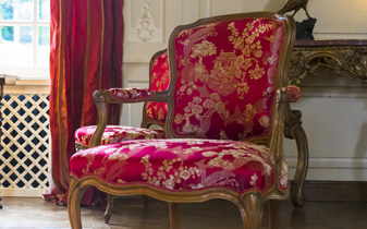 Re-upholstery | Using traditional methods